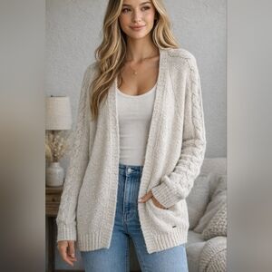 Hollister Womens Open Cardigan Sweater Oversized Medium Soft Pockets Cozy Cable